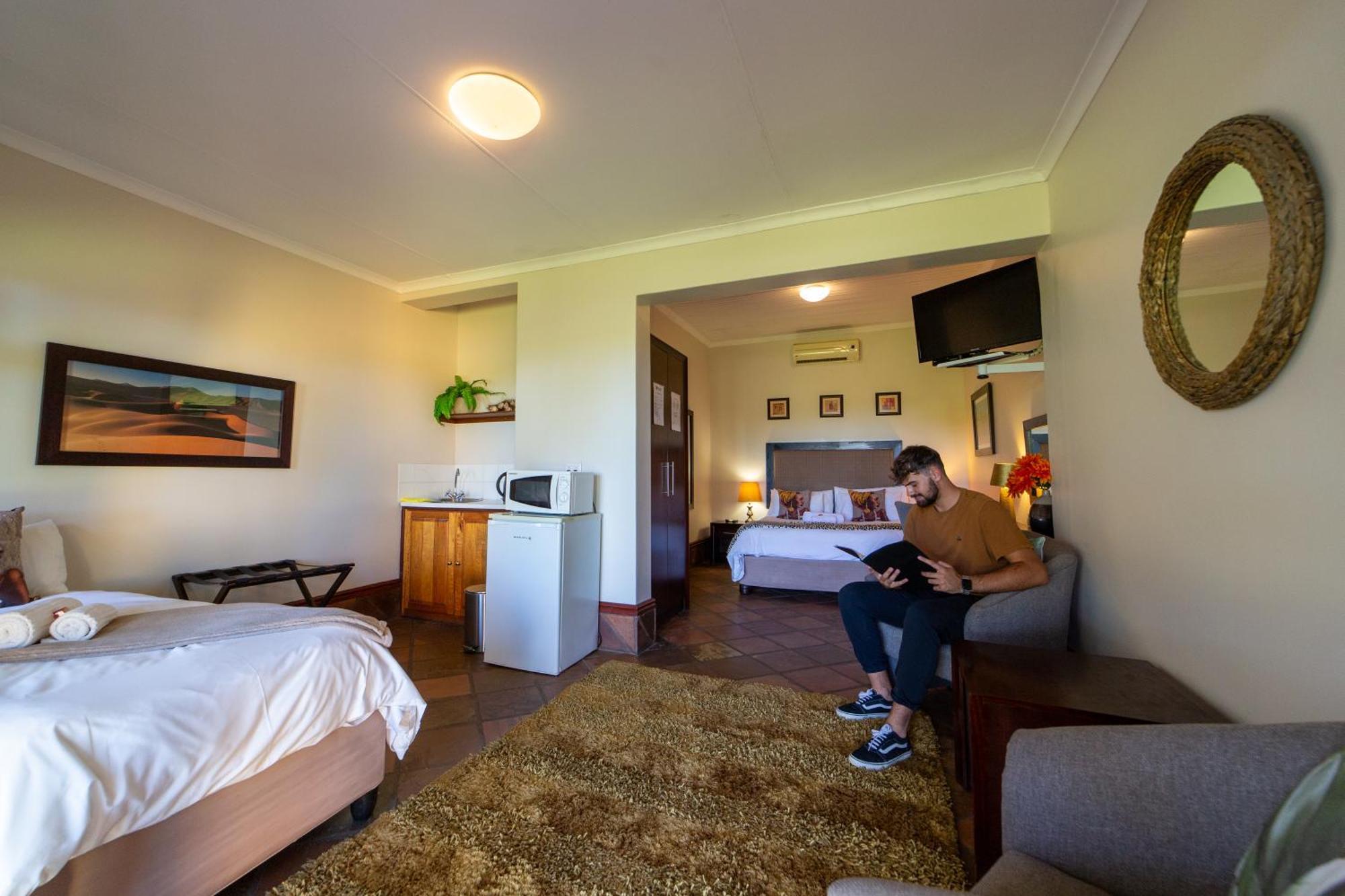 Sunriver Kalahari Lodge Riverside Stay In آبنغتون الغرفة الصورة