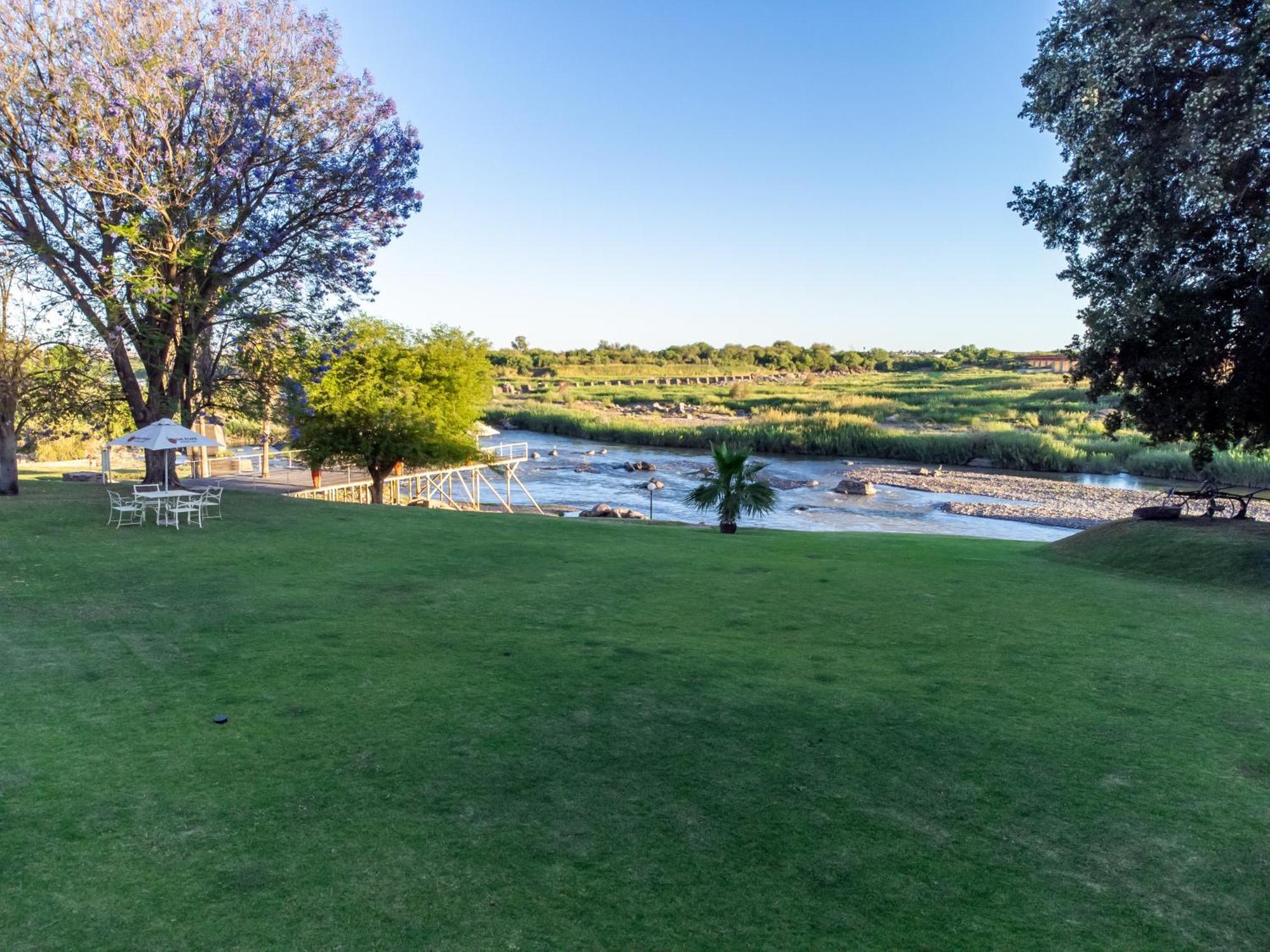 Sunriver Kalahari Lodge Riverside Stay In آبنغتون المظهر الخارجي الصورة